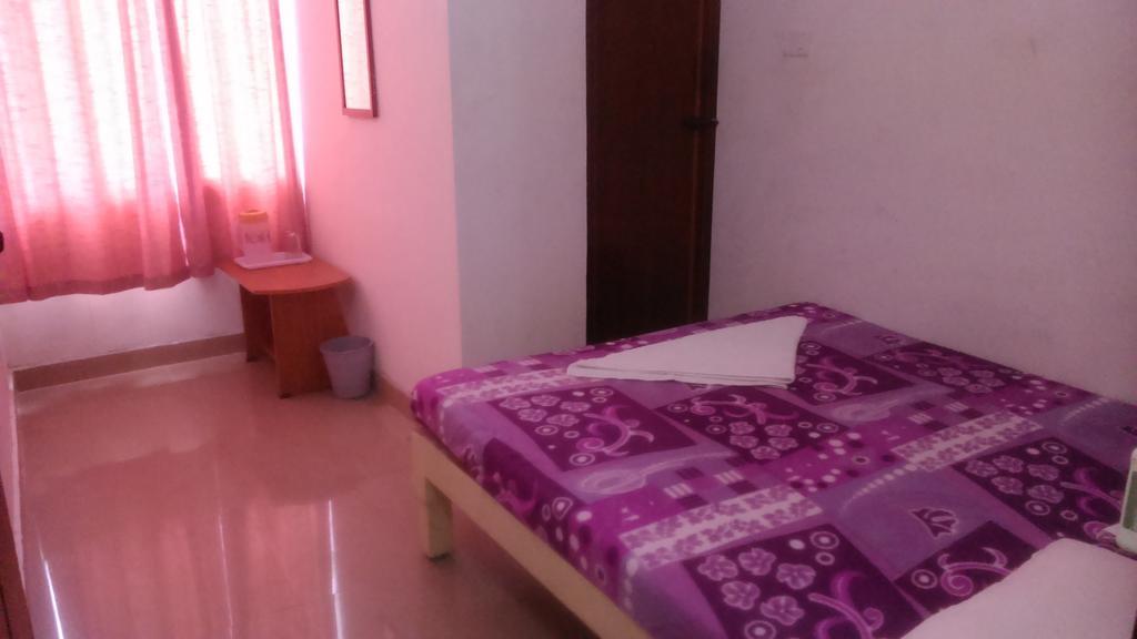 Galaxy Comforts Hotell Mysore Rum bild